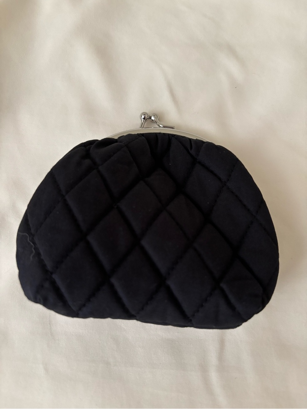 Quilted Black Kiss-Lock Vera Bradley Coin Purse